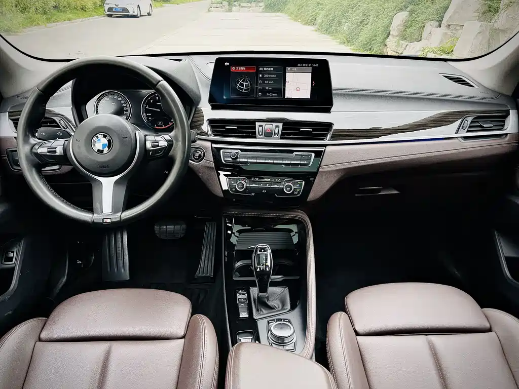 BMW X1 2020 — фото 8