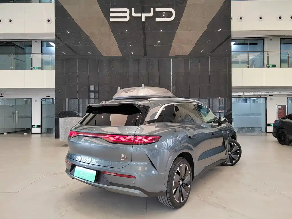 BYD Tang L 2026 — фото 17