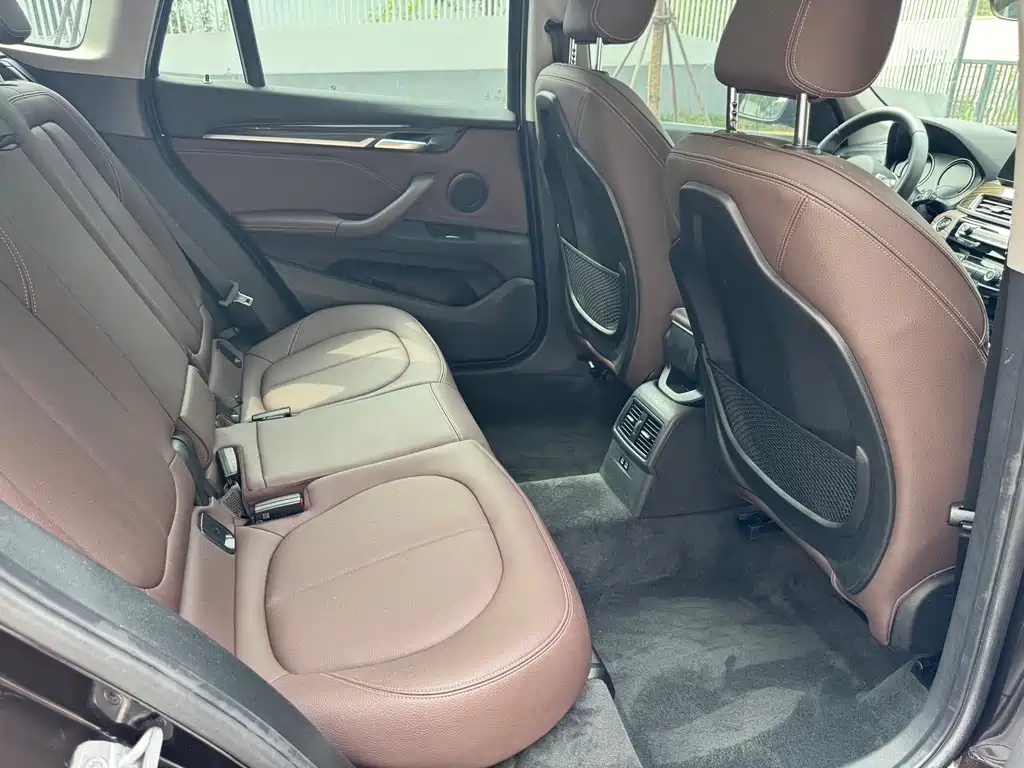 BMW X1 2020 — фото 18