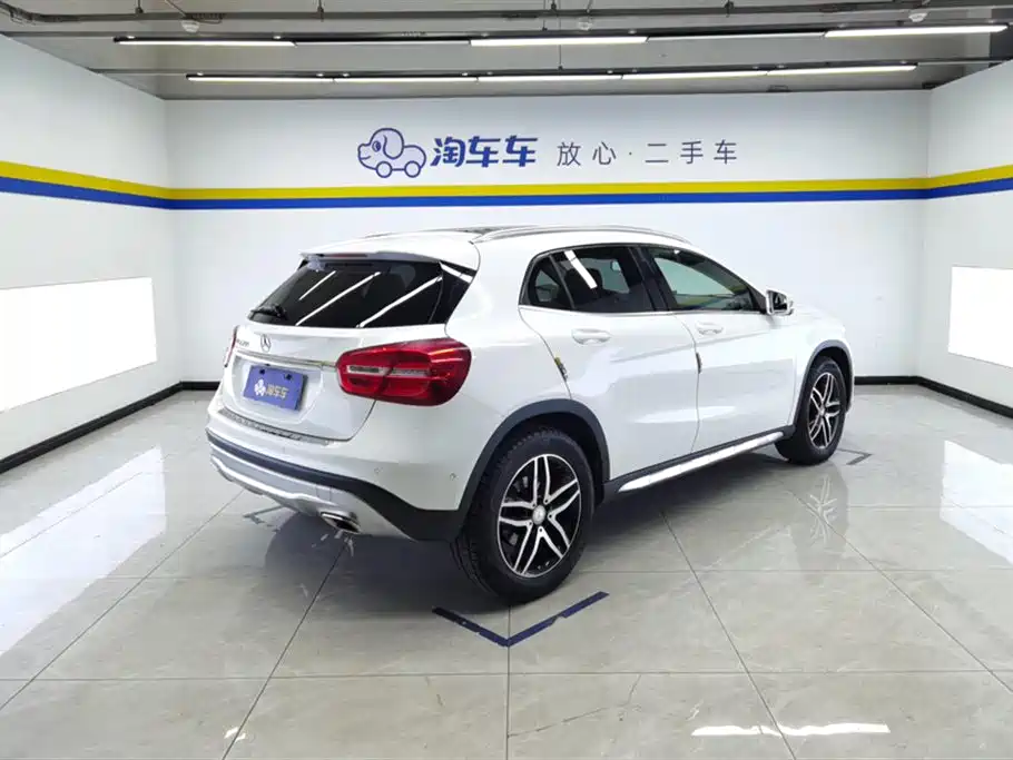 Mercedes-Benz GLA 2016 — фото 3
