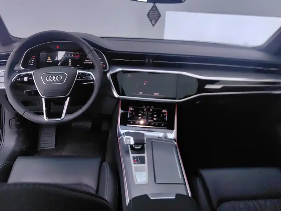 Audi A6L 2025 — фото 12