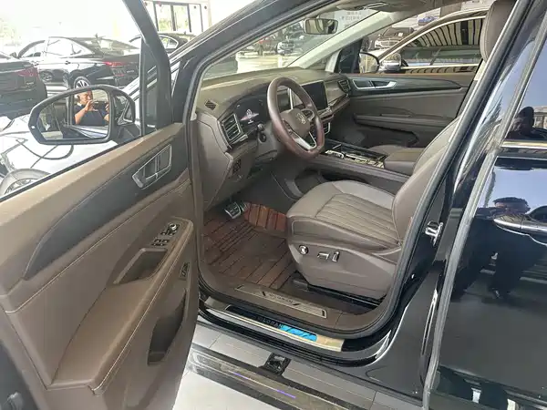 Volkswagen Viloran 2022