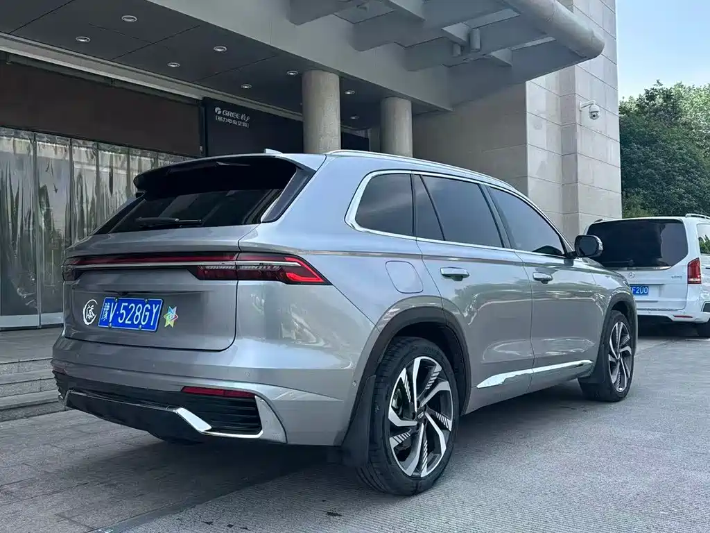 Geely Xingyue L 2023 — фото 14