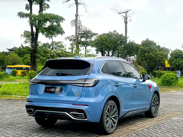Hongqi HS5 2023