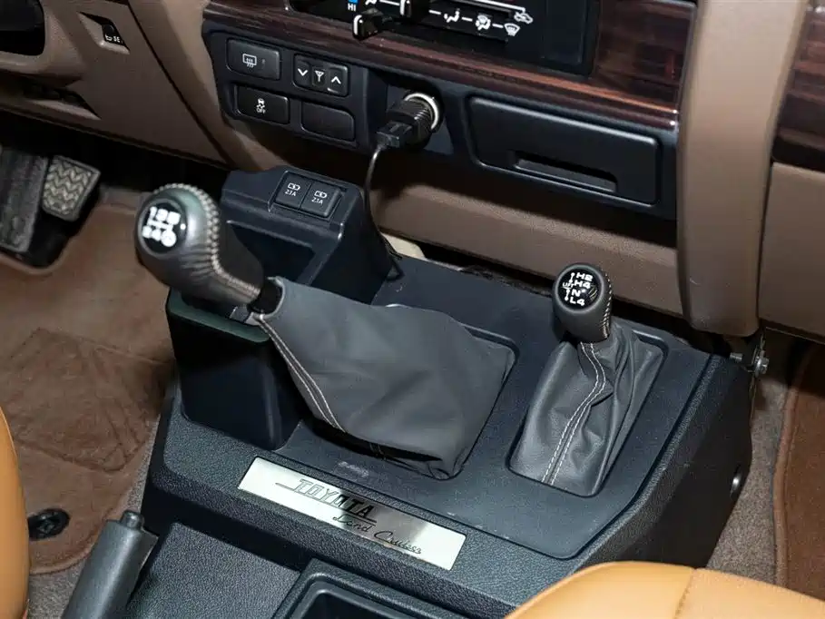 Toyota Land Cruiser 2024 — фото 15