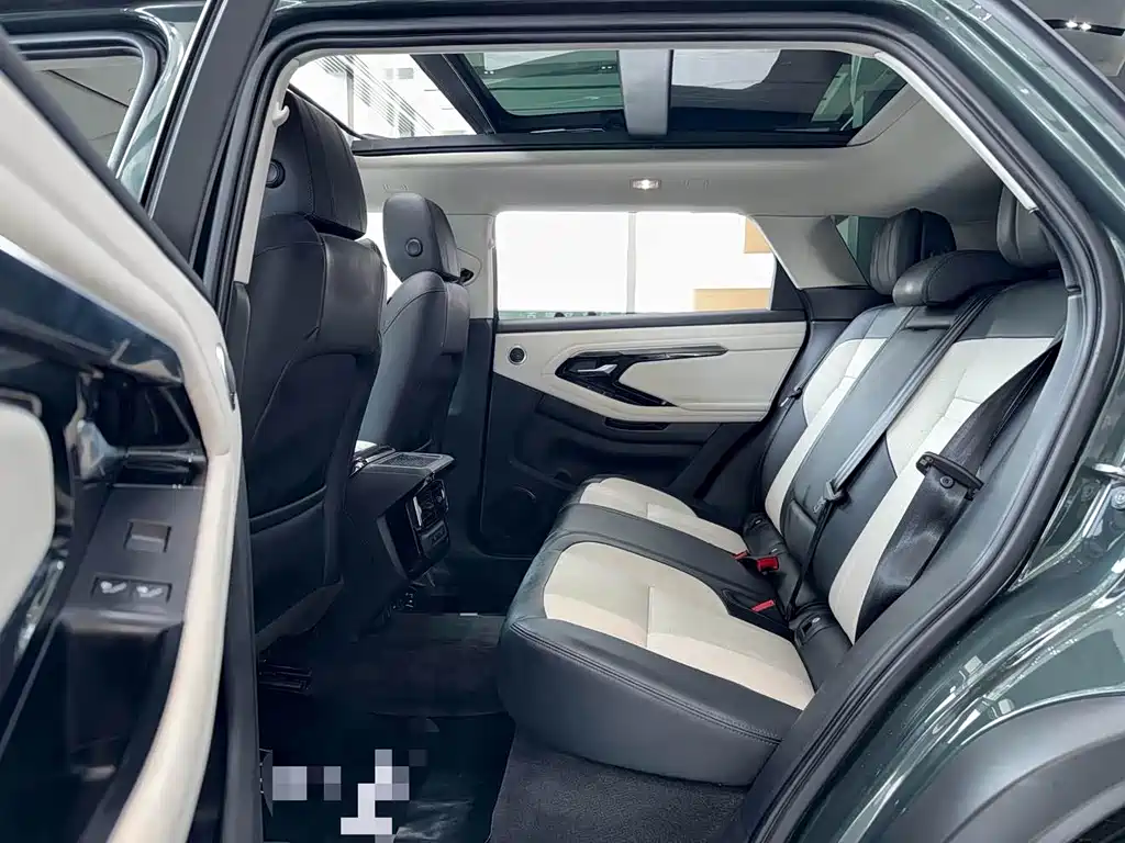 Land Rover Evoque 2022 — фото 5