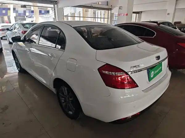 Geely Emgrand 2017