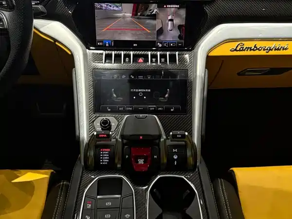 Lamborghini Urus 2022