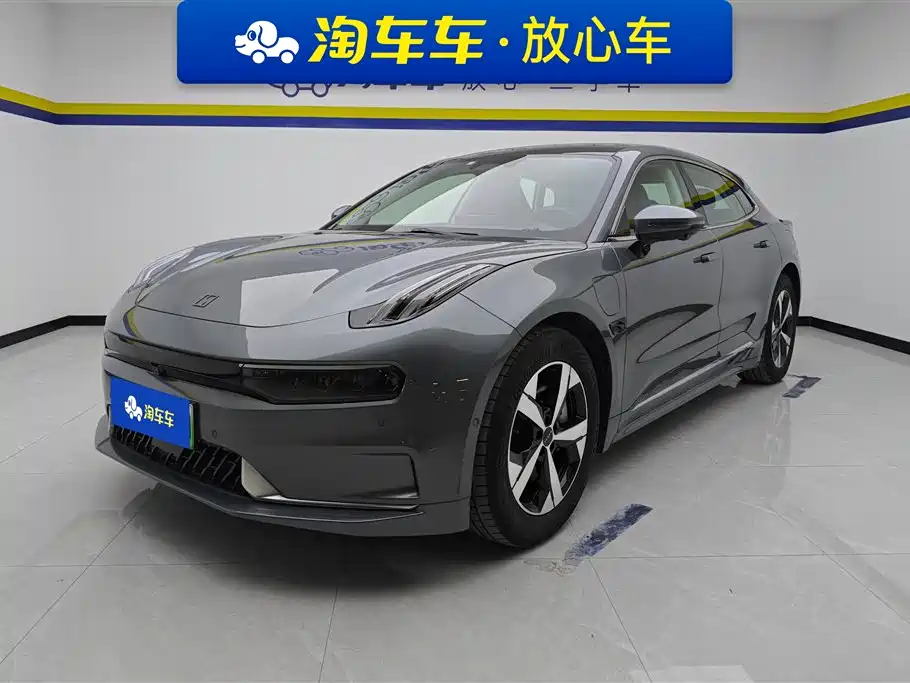 Zeekr 001 2022