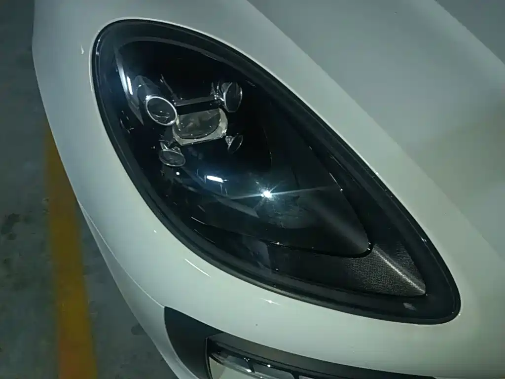 Porsche Macan 2020 — фото 13
