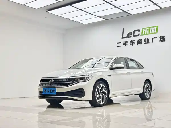 Volkswagen Sagitar 2024