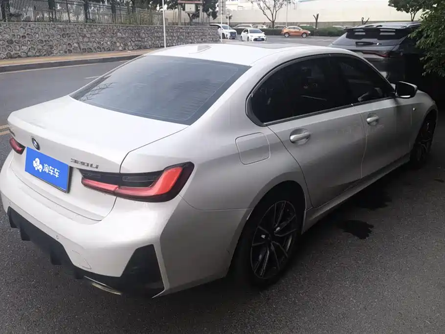 BMW 3 Series 2023