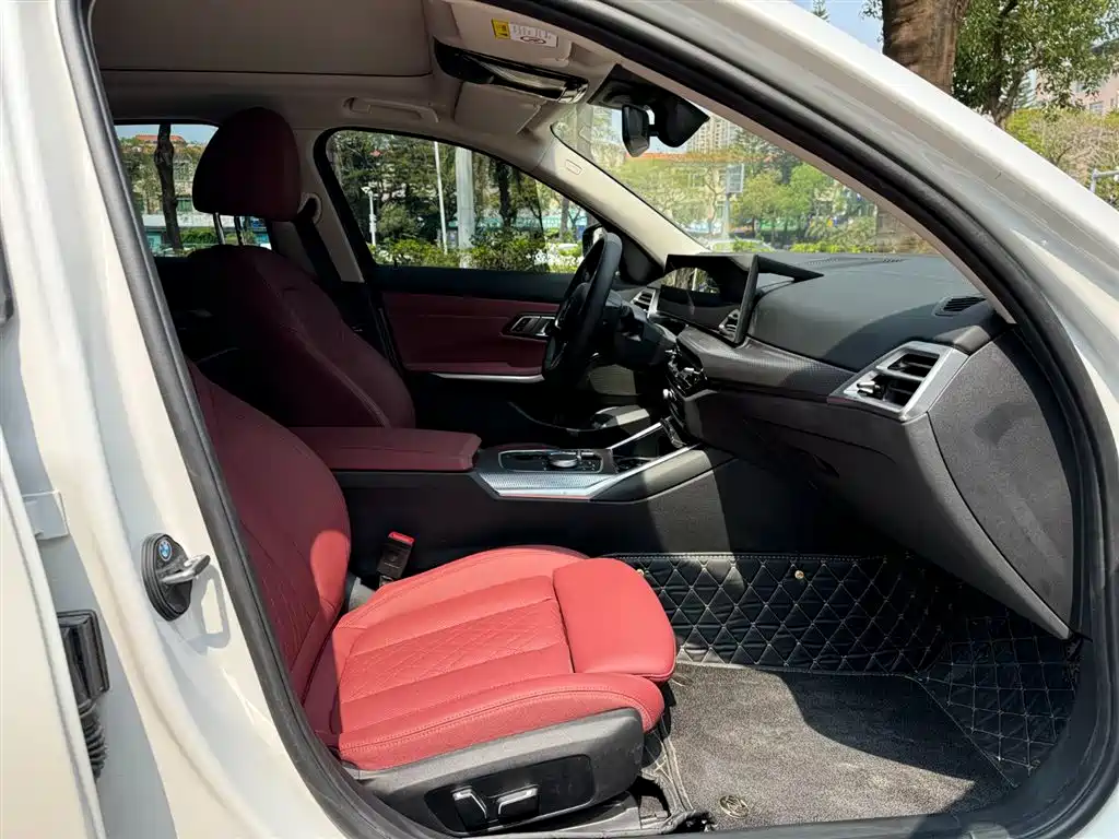 BMW i3 2024 — фото 11