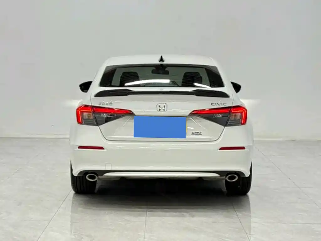 Honda Civic 2024 — фото 4