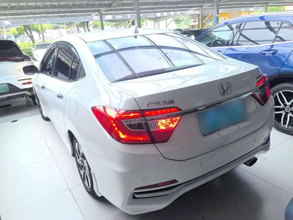 Honda Crider 2016