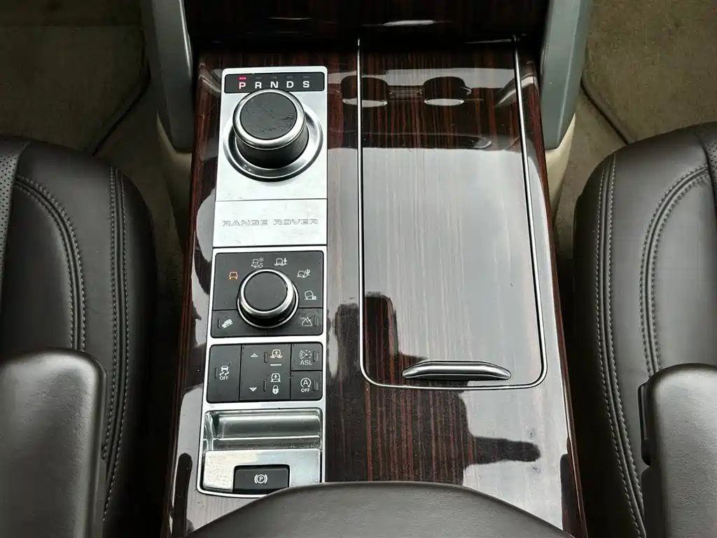 Land Rover Range Rover 2015 — фото 27