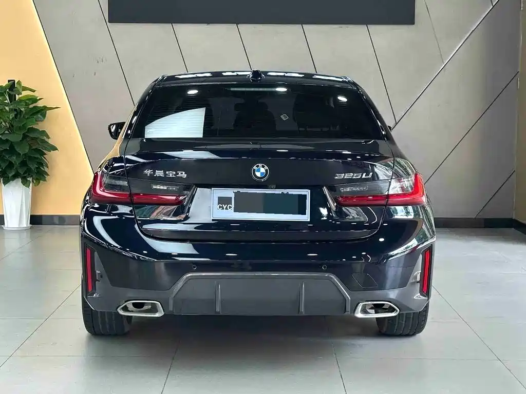 BMW 3 Series 2024