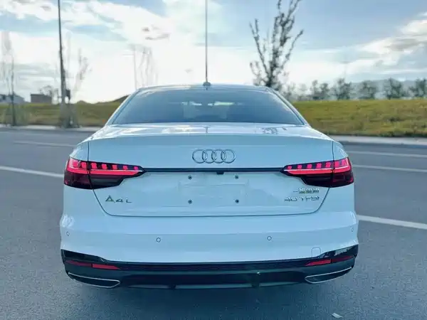 Audi A4L 2023