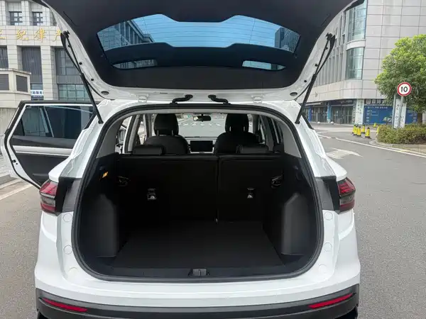Geely Binyue 2024