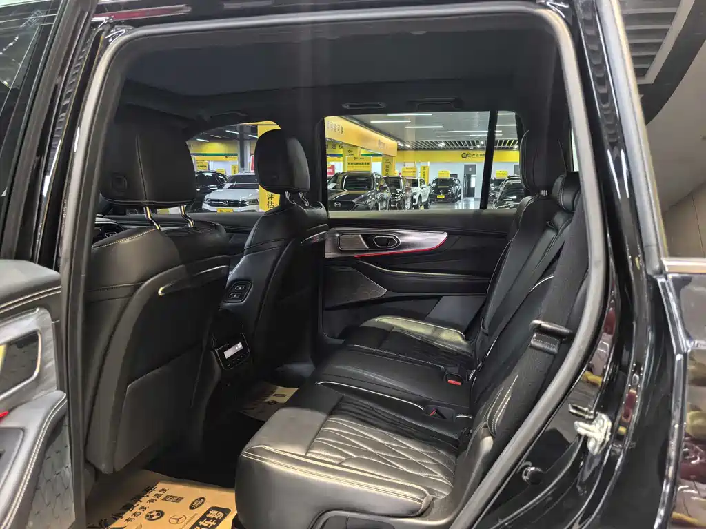 GAC Motor Trumpchi GS8 2023 — фото 10