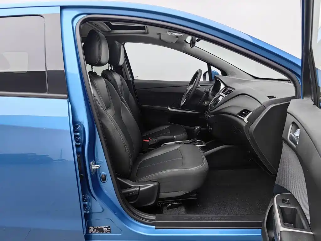 Chevrolet Lefeng RV 2016 — фото 23
