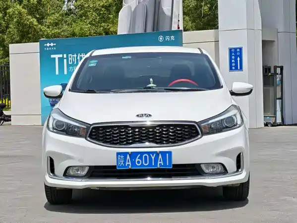 Kia K3 2016