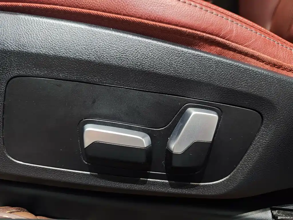 BMW 3 Series 2021 — фото 15