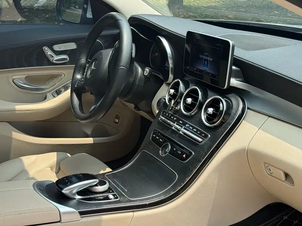 Mercedes-Benz C-Class 2018 — фото 12