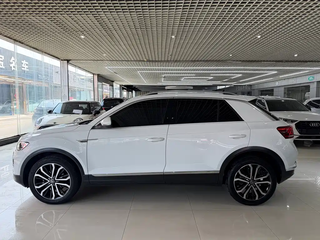 Volkswagen T-Roc 2021