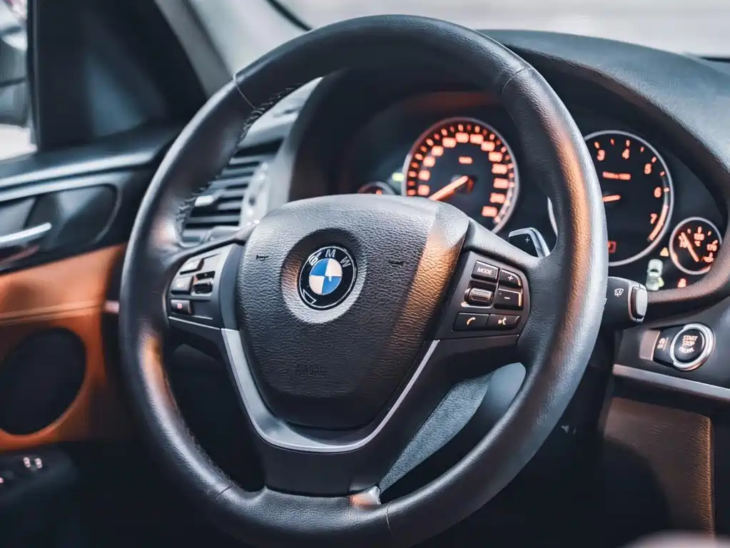 BMW X3 2012 — фото 19