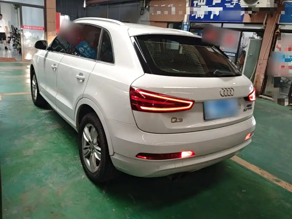 Audi Q3 2015