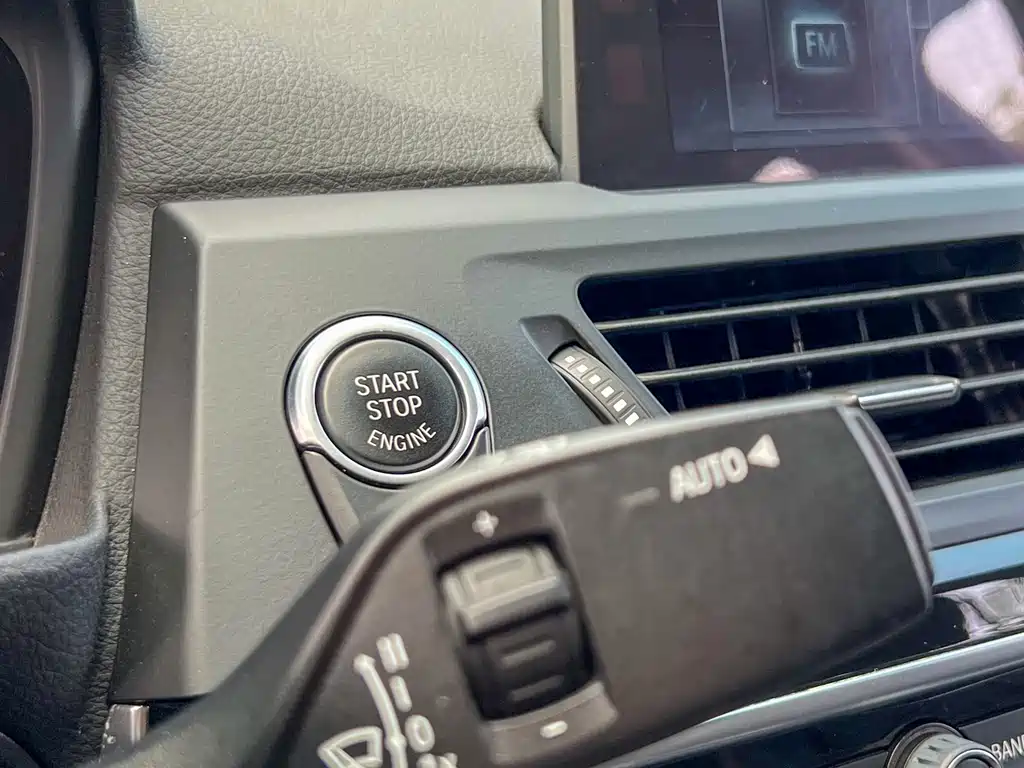 BMW 1 Series 2018 — фото 9