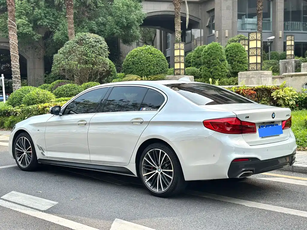 BMW 5 Series 2020 — фото 4