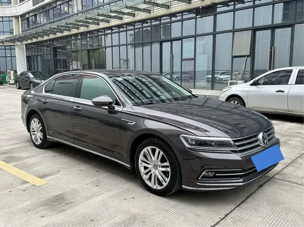 Volkswagen Phideon 2018