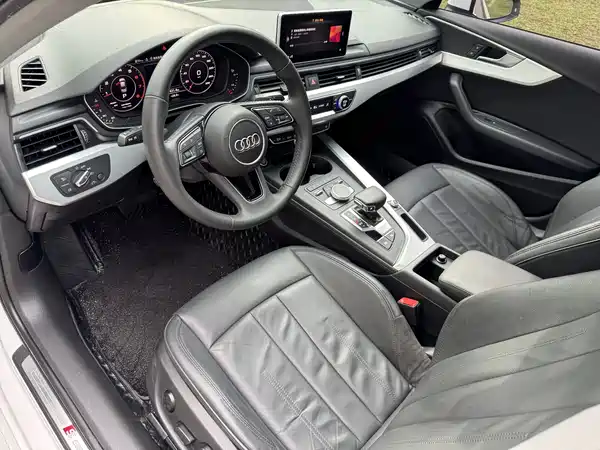 Audi A4L 2018