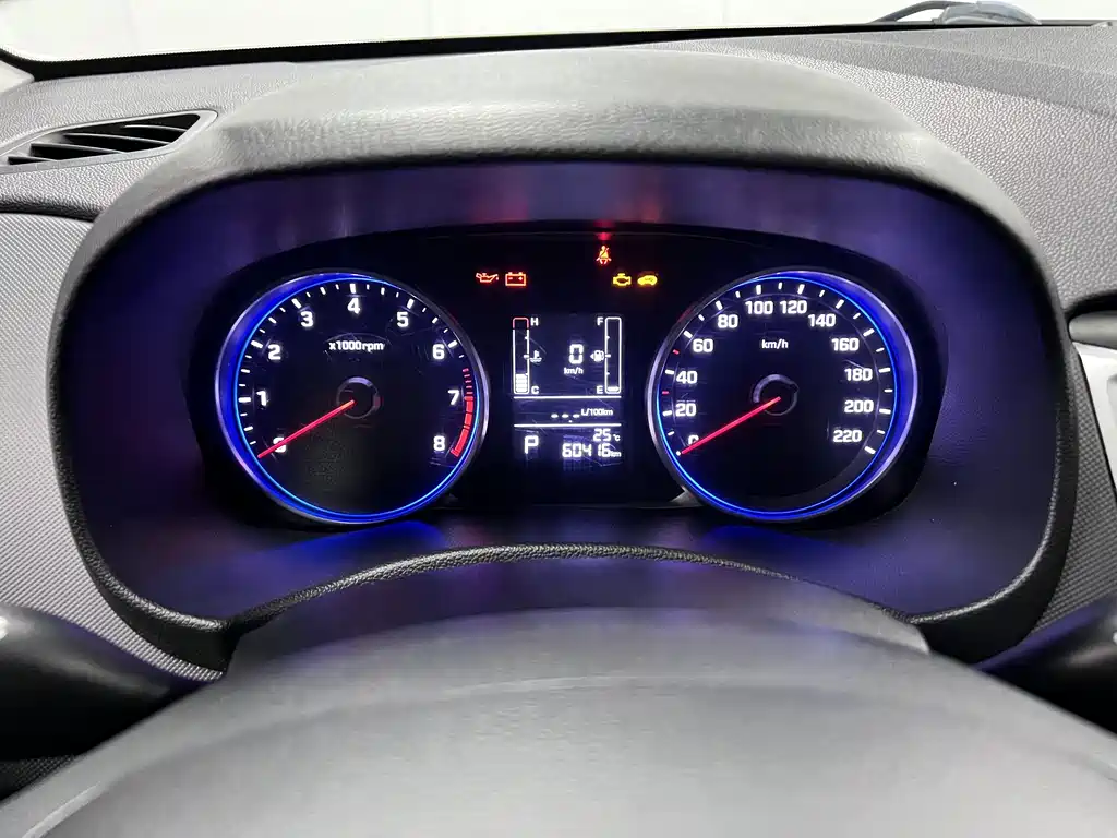 Hyundai ix25 2018 — фото 13
