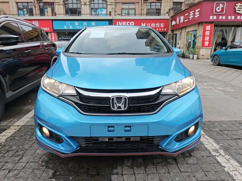 Honda Fit 2018 — фото 3