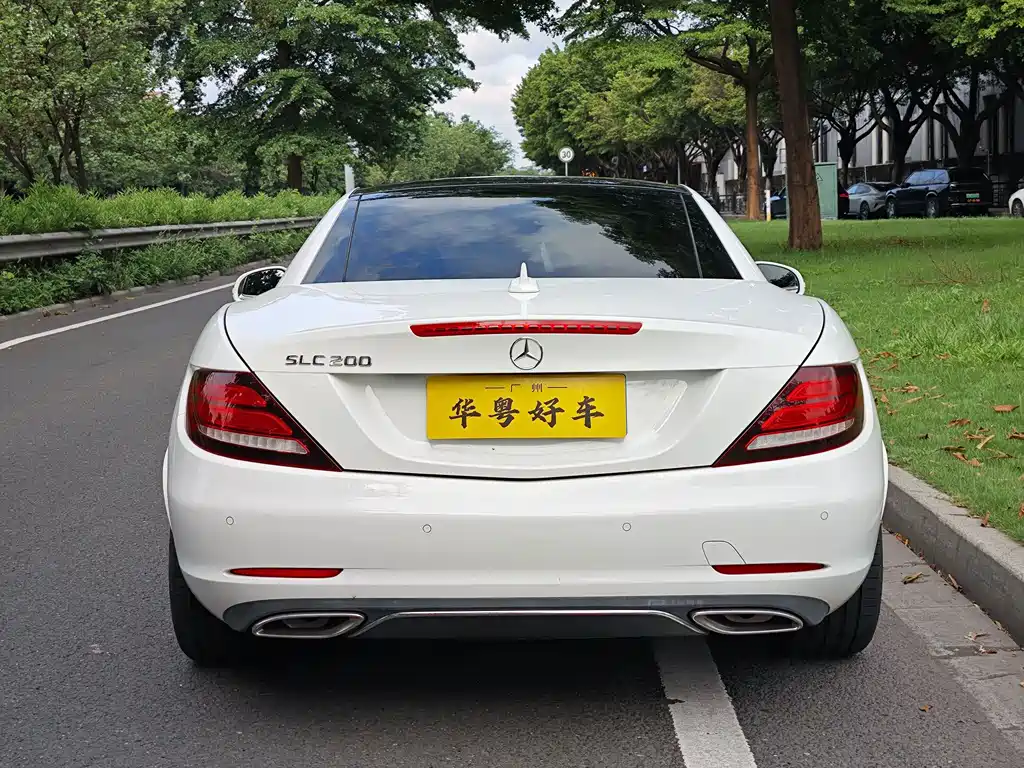 Mercedes-Benz SLC 2017 — фото 24