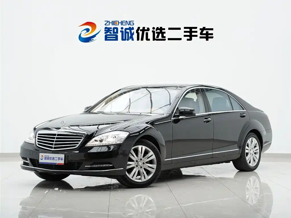 Mercedes-Benz S-Class 2011