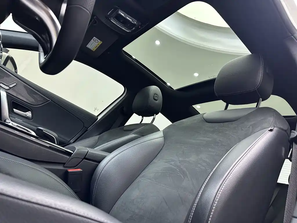 Mercedes-Benz A-Class 2020 — фото 14