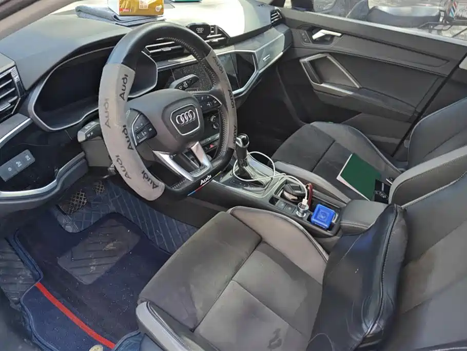 Audi Q3 2021 — фото 12