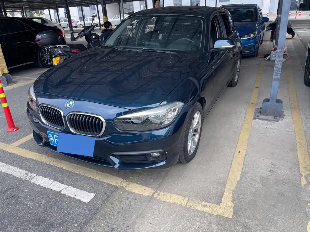 BMW 1 Series 2015 — фото 1