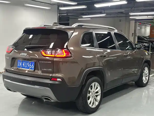 Jeep Cherokee 2019