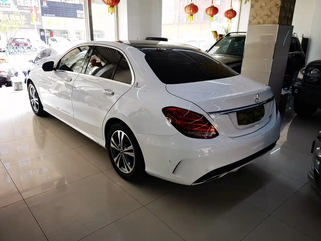 Mercedes-Benz C-Class 2018 — фото 4