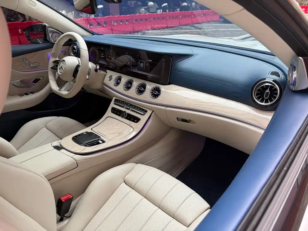 Mercedes-Benz E-Class 2020 — фото 11