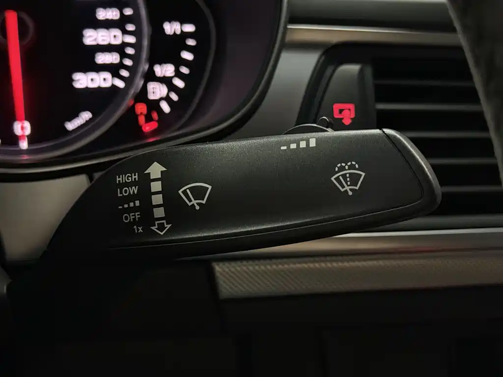 Audi A6L 2017 — фото 14