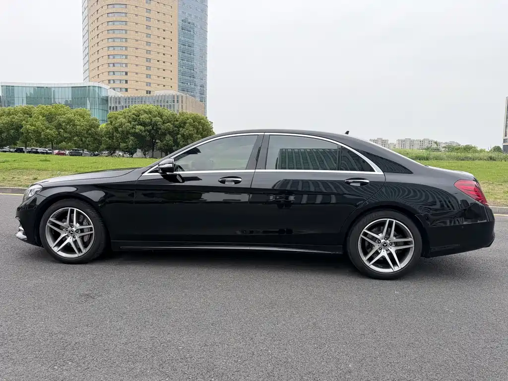 Mercedes-Benz S-Class 2017 — фото 32