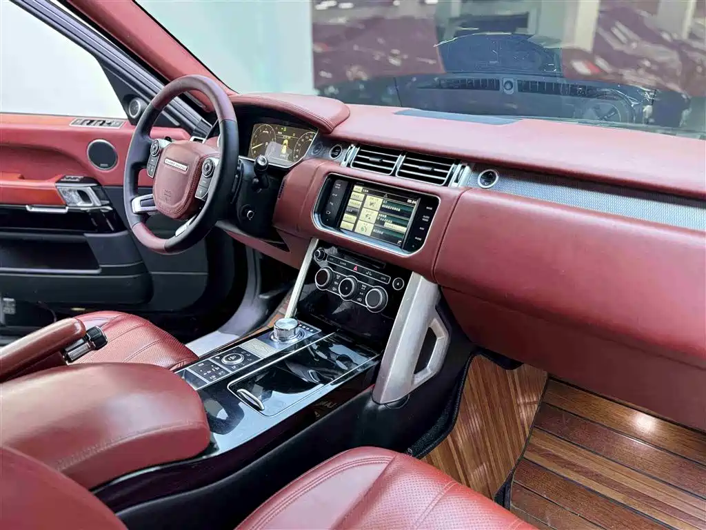 Land Rover Range Rover 2015 — фото 11