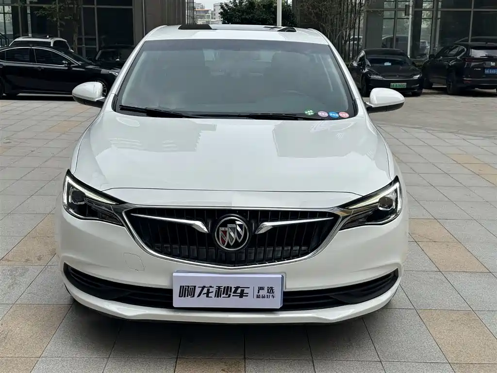 Buick Excelle 2022 — фото 2