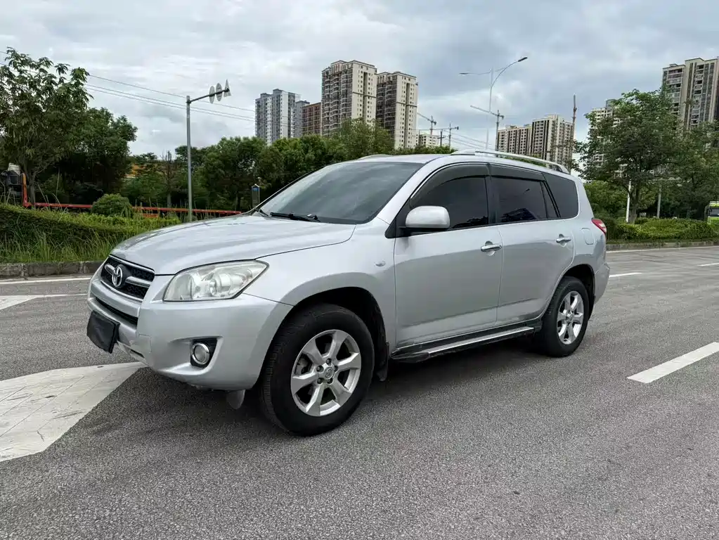 Toyota RAV4 2012